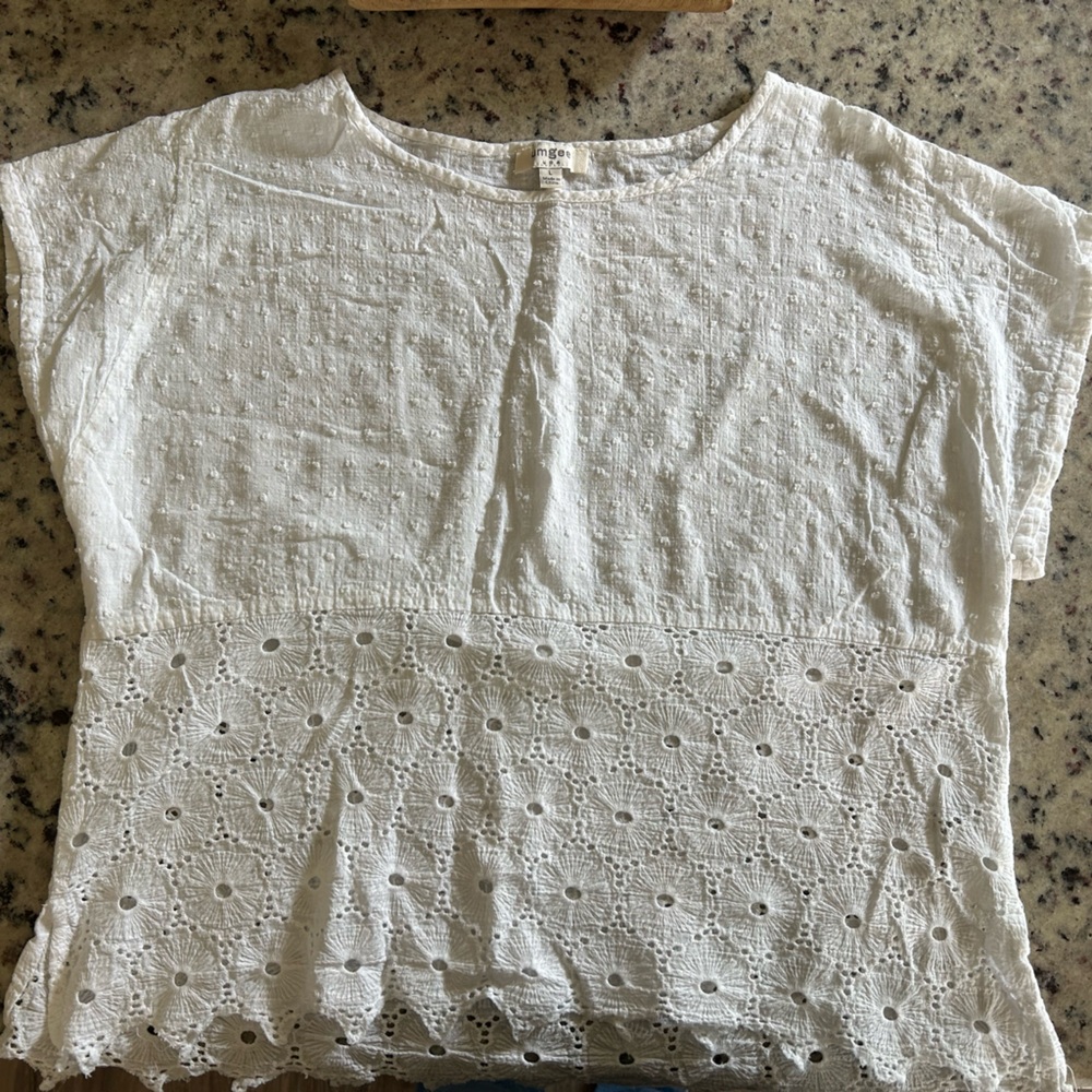 Umgee White Eyelet Blouse